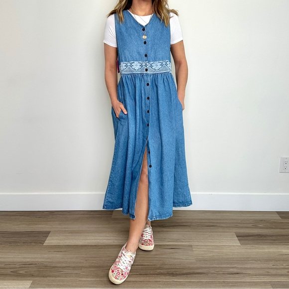 Vintage Western Crochet Sleeveless Denim Dress (S/M) - Picture 3 of 5